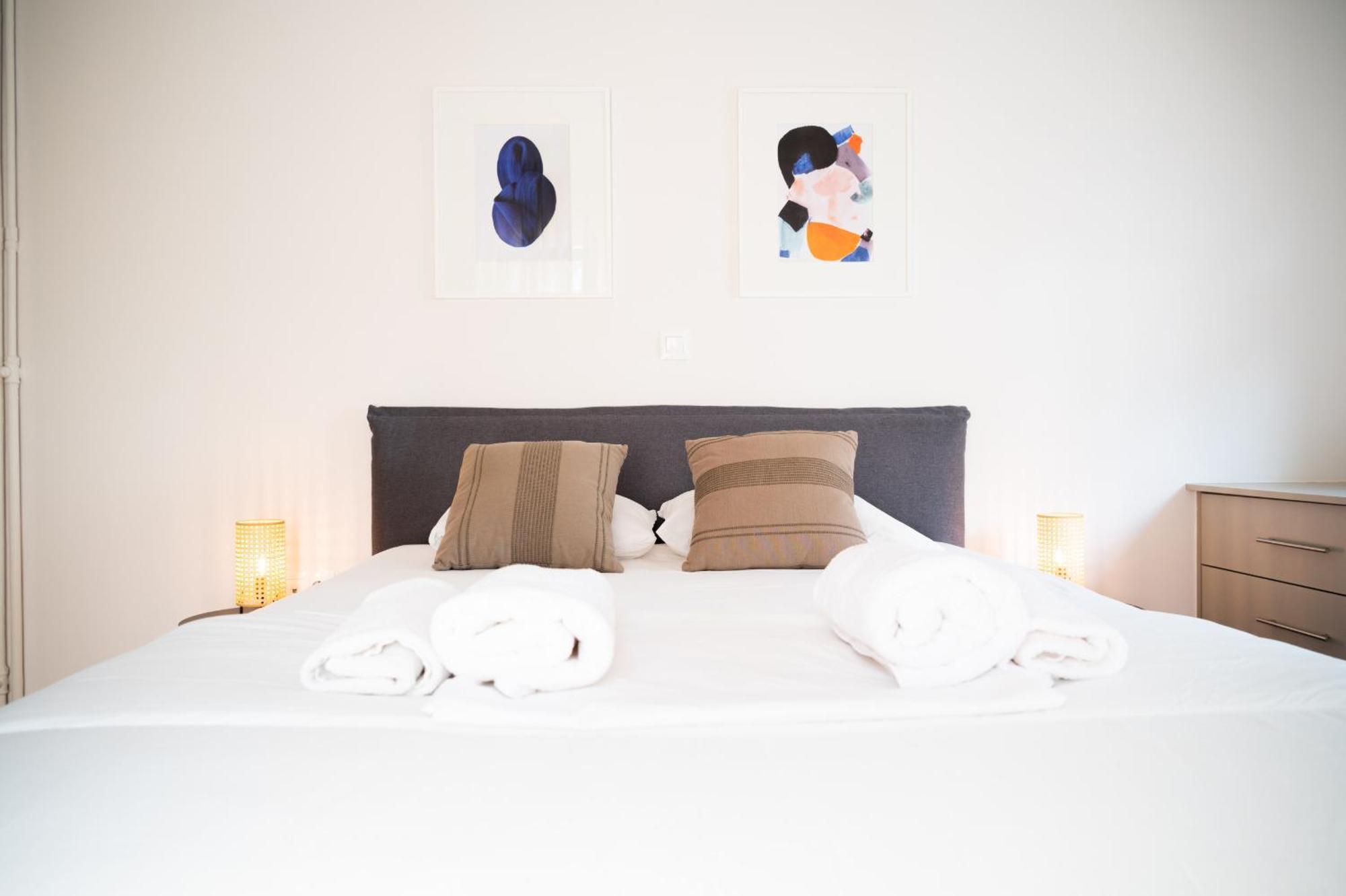 Urban Comfort 2 Bdrm Next To Metro Атина Екстериор снимка